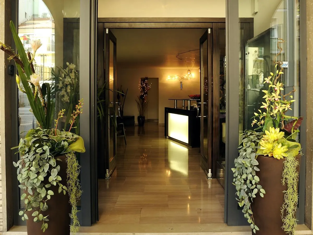 Hotel Concordia Loano 3*,